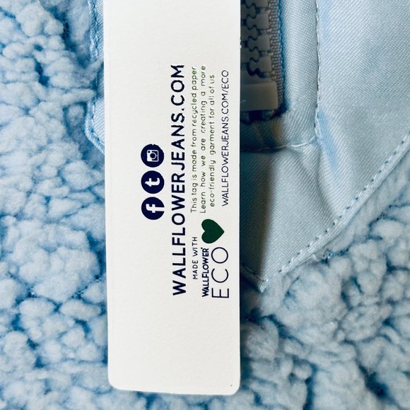 Wallflower Sky Blue Sherpa Quarter-Zip Pullover - Size M - NWT - Picture 7 of 9